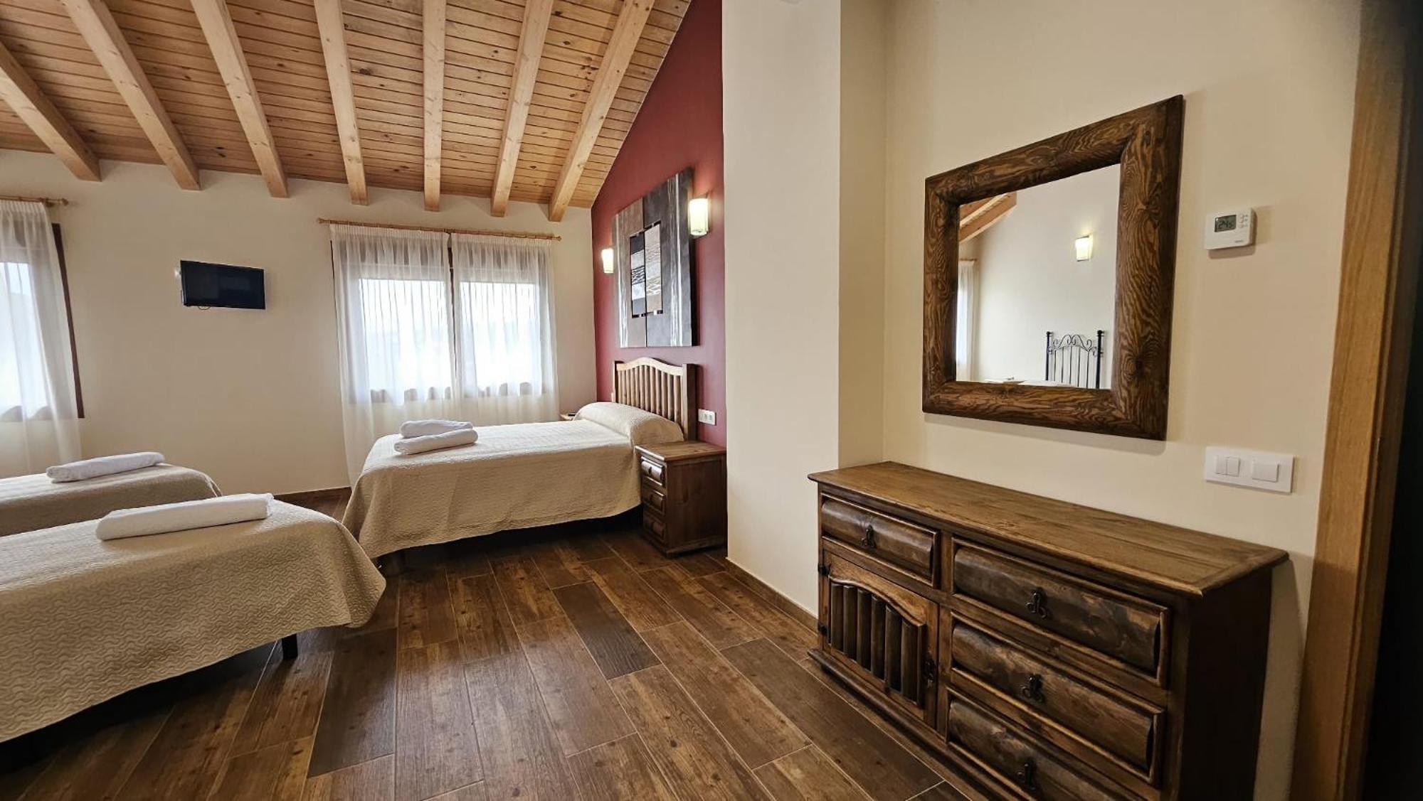 Casa Rural La Nava Навалуэнга Экстерьер фото