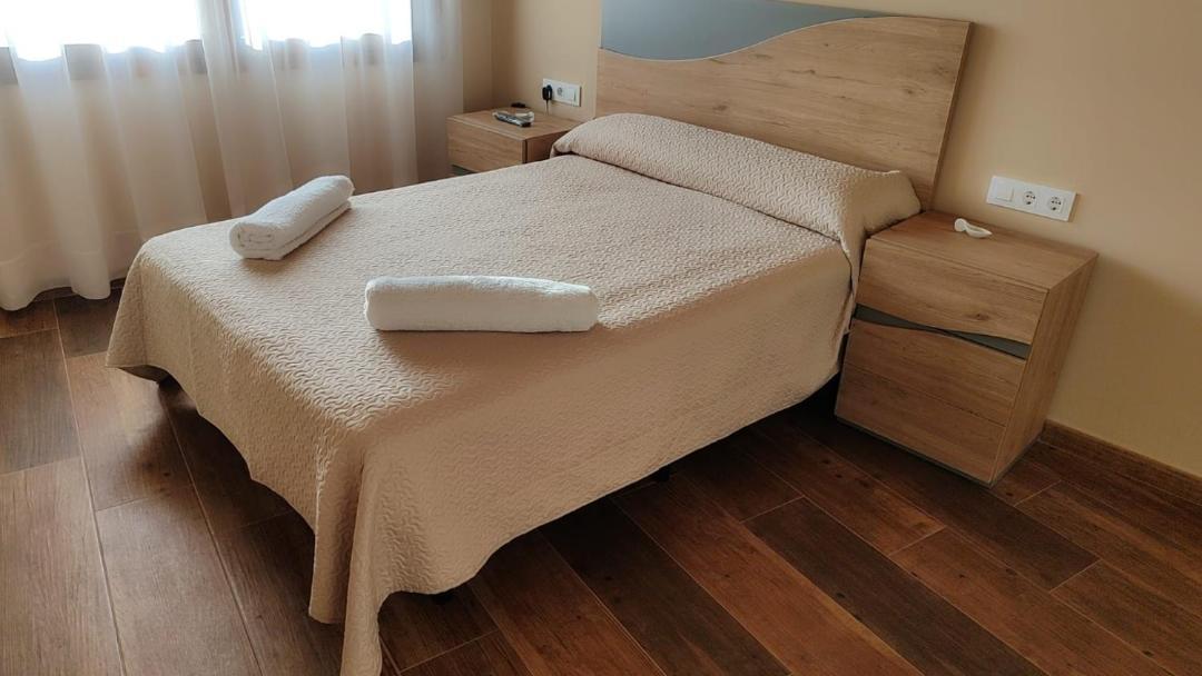 Casa Rural La Nava Навалуэнга Экстерьер фото